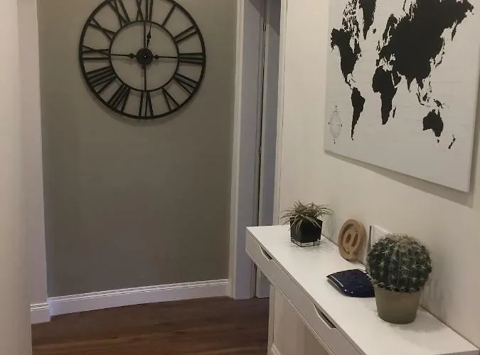 Leon Rosso Flat Firenze