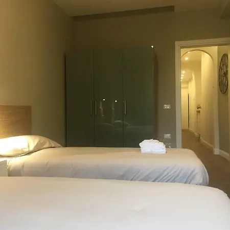 레온 로소 플랫 아파트