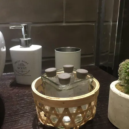 Leon Rosso Flat شقة *