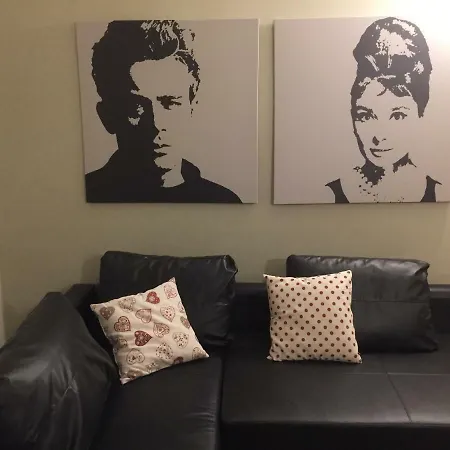 Leon Rosso Flat Apartament *