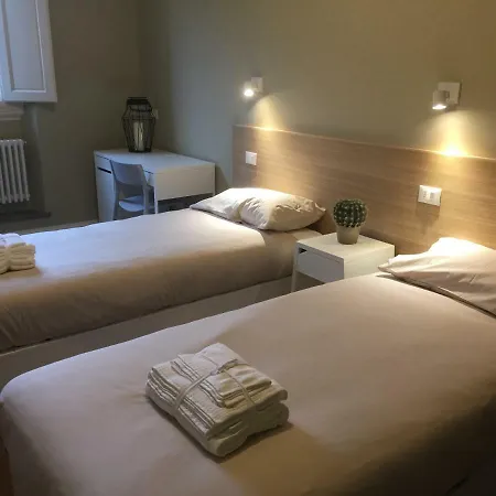 Apartament Leon Rosso Flat *